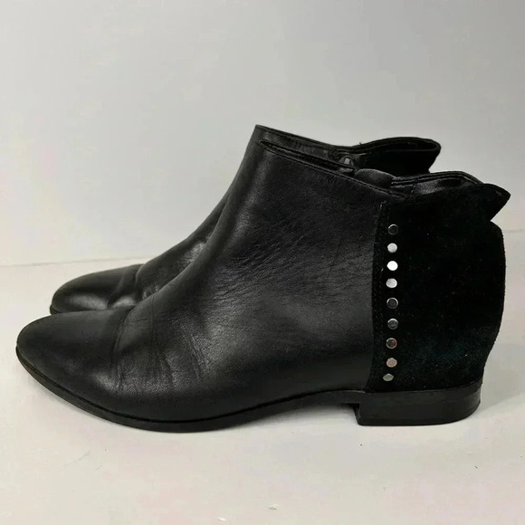 Nine West black leather suede flat ankle booties, studded, Size 7.5M - Picture 1 of 9